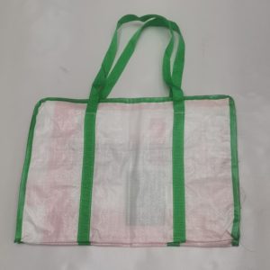 MALETA DE RAFIA # 30-(frente 31cm X alto 28cm X 32cm)