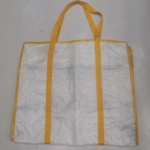 MALETA DE RAFIA -(frente 54cm X alto 46cm X fuelle 29.5cm)